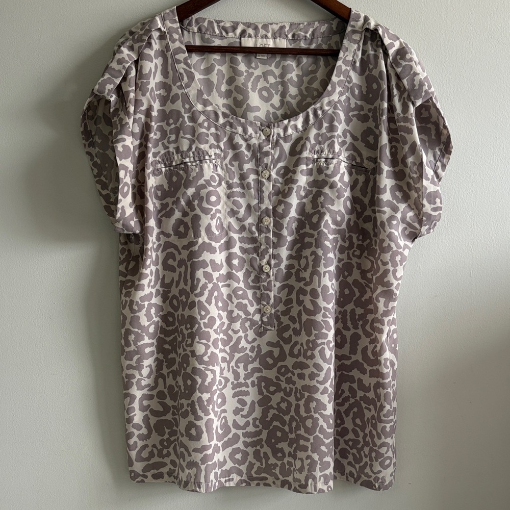 LOFT XL Leopard Print Blouse Soft Neutral Button Top